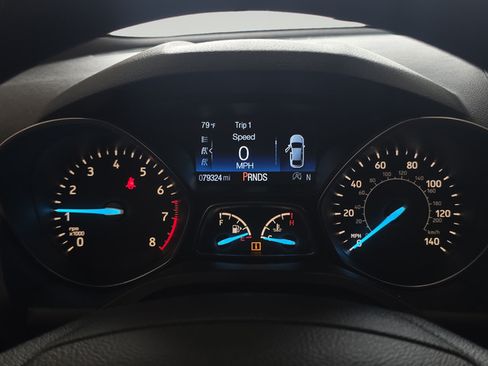 Used 2018 Ford Escape SE FWD image 17