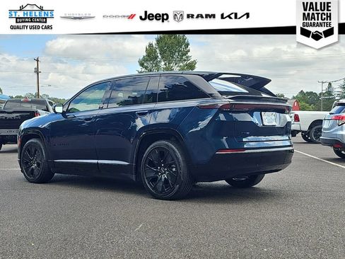 Used 2024 Jeep Wagoneer Launch Edition AWD/4WD image 4