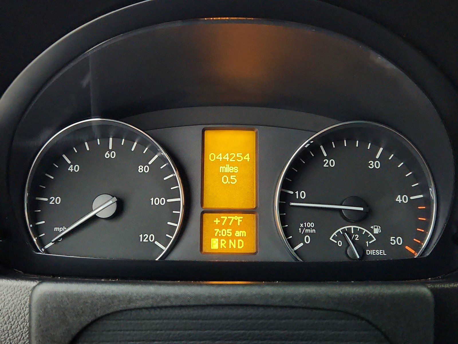 Used 2016 Mercedes-Benz Sprinter 2500 image 30