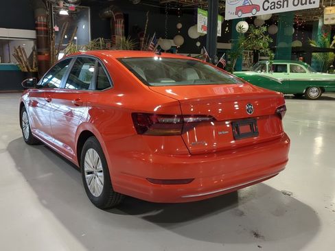 Used 2019 Volkswagen Jetta S image 10