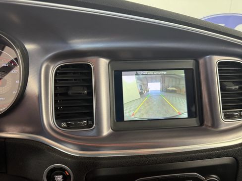 Used 2021 Dodge Charger SXT w/ Leather Interior Group image 28