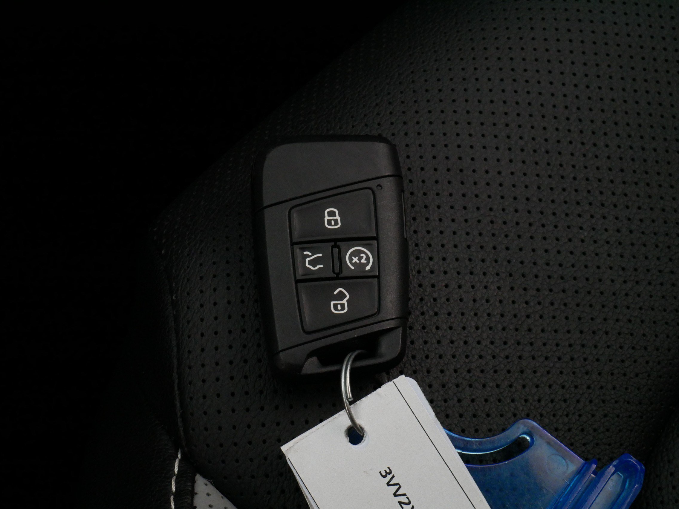 Certified 2023 Volkswagen Taos SEL AWD/4WD image 32