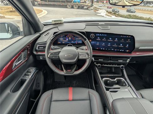 New 2026 Chevrolet Traverse RS w/ LPO, Floor Liner Package image 15