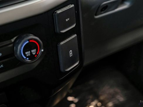 Used 2023 Ford F150 XLT w/ XTR Package image 54