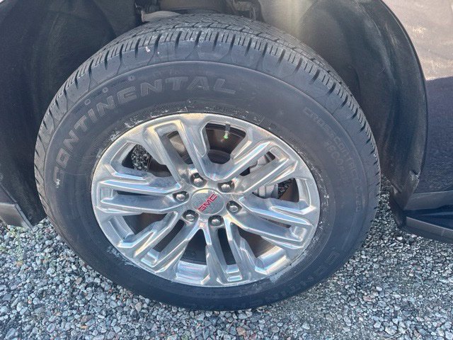 Used 2023 GMC Yukon XL SLT w/ SLT Premium Package AWD/4WD image 38