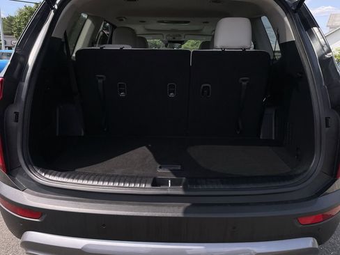 Used 2022 Kia Telluride S image 11