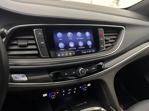 Used 2024 Buick Enclave Essence w/ Experience Buick Package AWD/4WD image 19