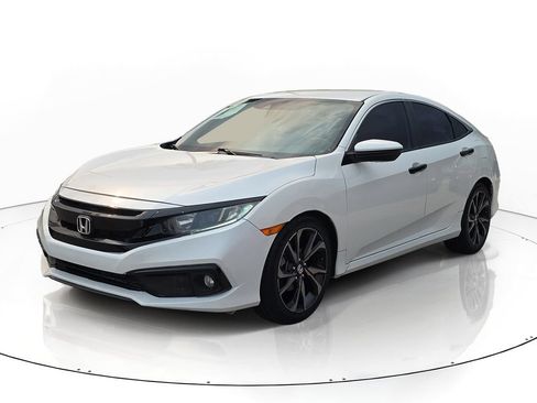 Used 2019 Honda Civic Sport image 4