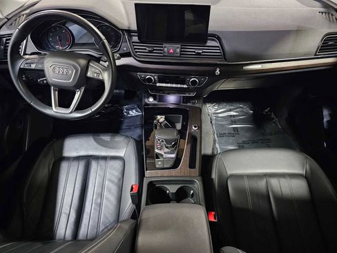 Used 2023 Audi Q5 2.0T Premium w/ Convenience Package image 19