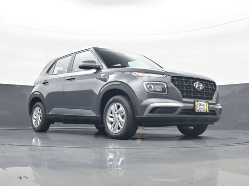 New 2026 Hyundai Venue SE FWD image 23