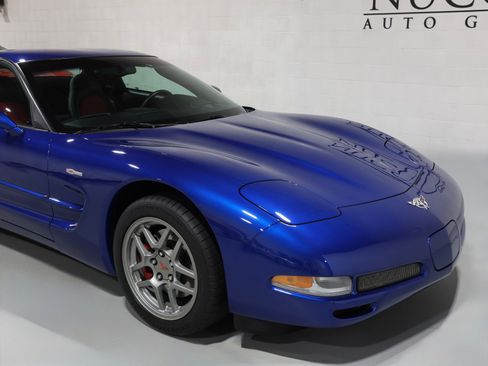 Used 2003 Chevrolet Corvette Z06 w/ Memory Package, 3 Drivers RWD image 46