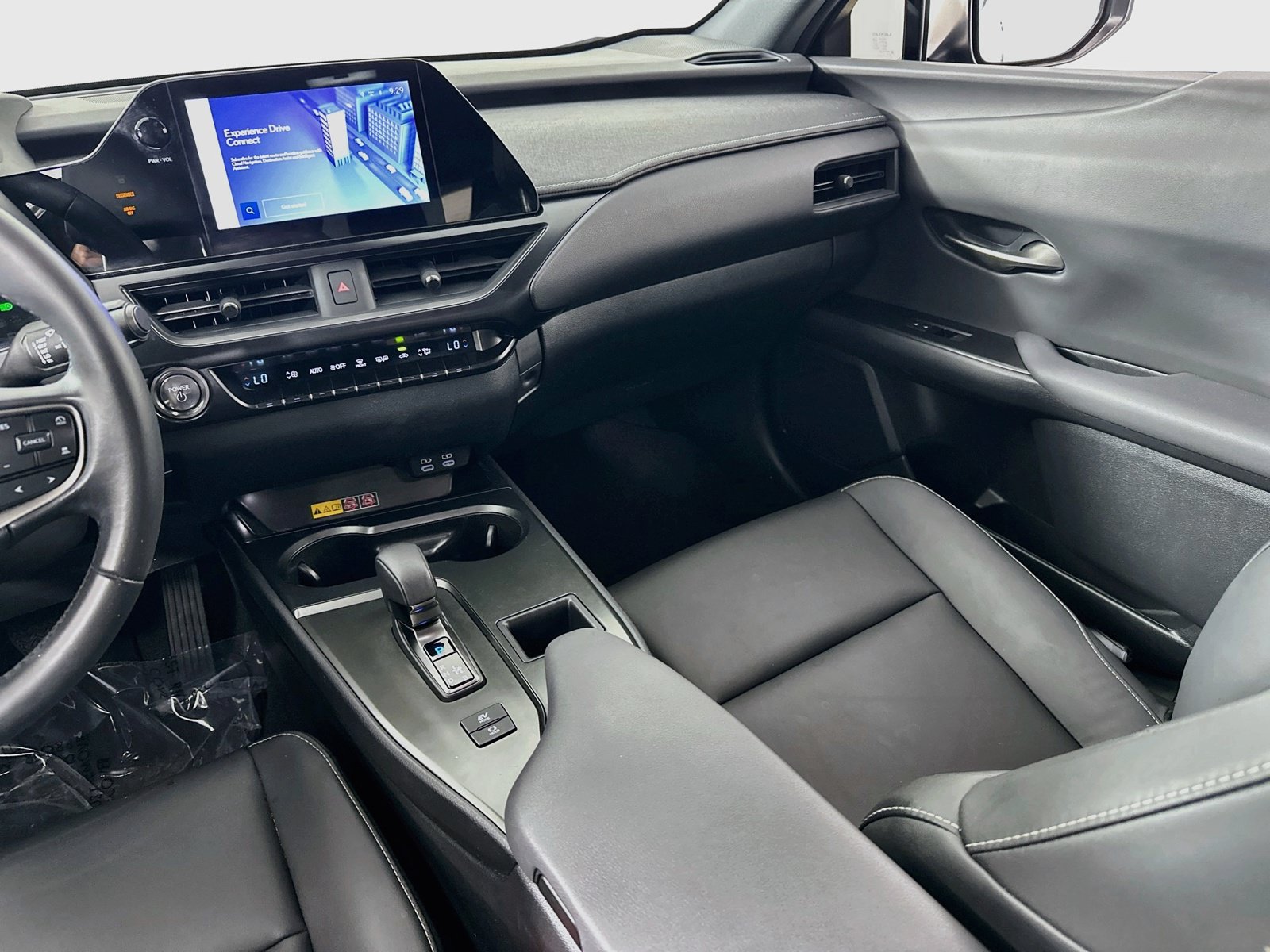 Used 2025 Lexus UX 300h FWD image 22