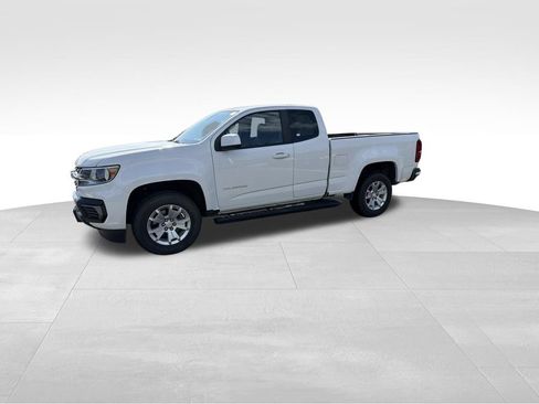 Used 2022 Chevrolet Colorado LT w/ Fleet Safety Package RWD image 4