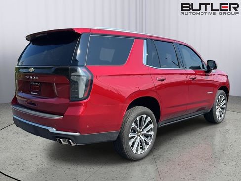 Used 2026 Chevrolet Tahoe High Country w/ Sun And Tow Package AWD/4WD image 5