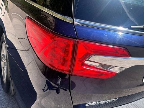 Used 2018 Honda Odyssey EX-L image 23