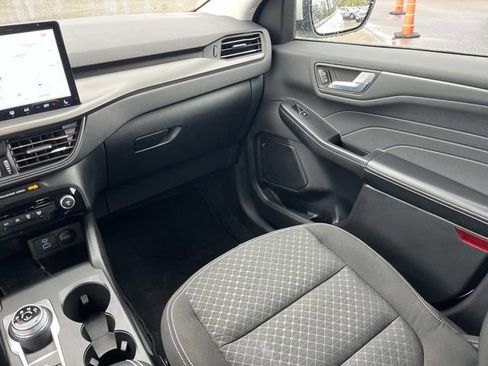 Used 2023 Ford Escape Active image 18