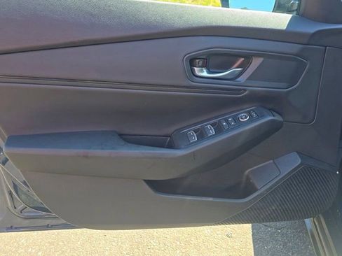 Used 2025 Honda Accord SE image 12