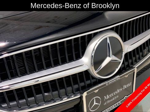 Certified 2025 Mercedes-Benz C 300 4MATIC Sedan image 32