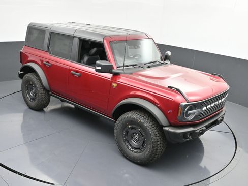 New 2025 Ford Bronco Badlands image 18