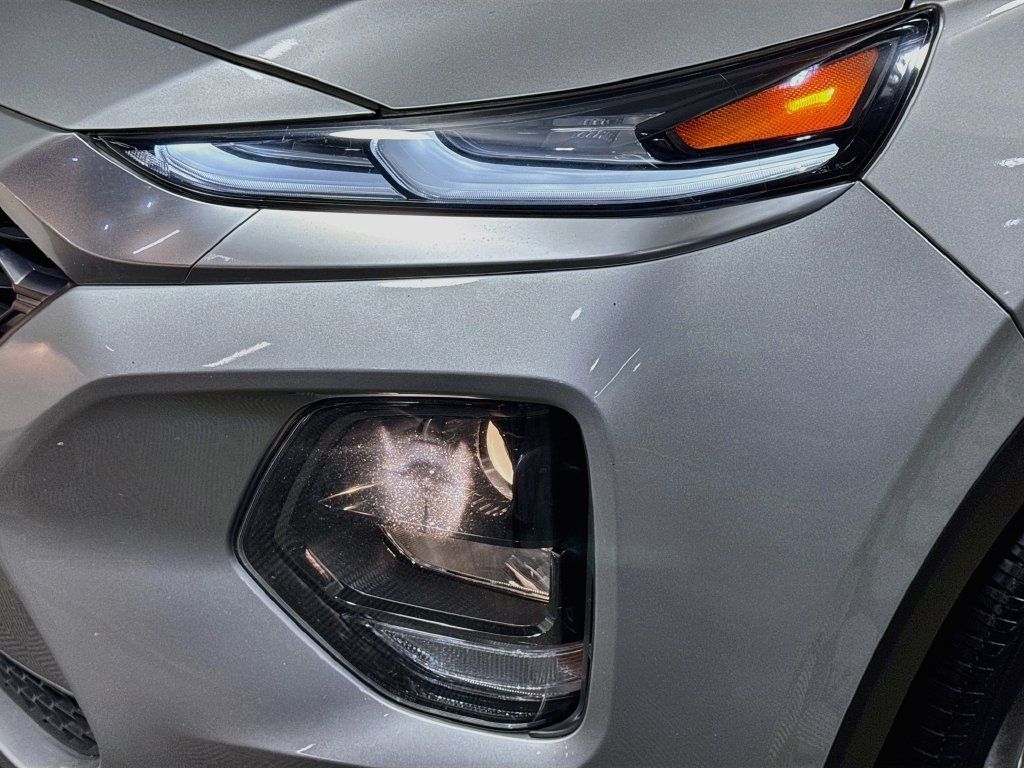 Used 2020 Hyundai Santa Fe SE AWD/4WD image 3