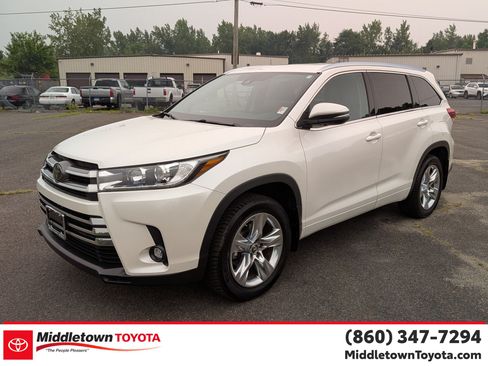 Used 2019 Toyota Highlander Limited AWD/4WD image 7