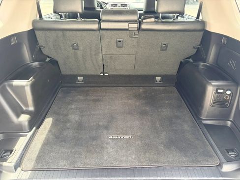 Used 2013 Toyota 4Runner Limited AWD/4WD image 19