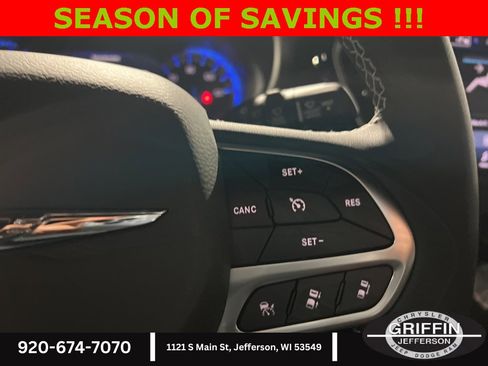 New 2026 Chrysler Pacifica Select image 19