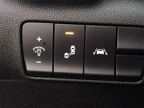 Used 2022 Kia Sportage Nightfall Edition w/ Nighfall AWD Premium Package image 27