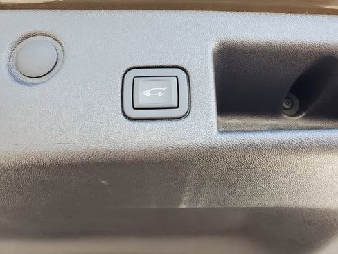 Certified 2024 Chevrolet Equinox LT AWD/4WD image 13