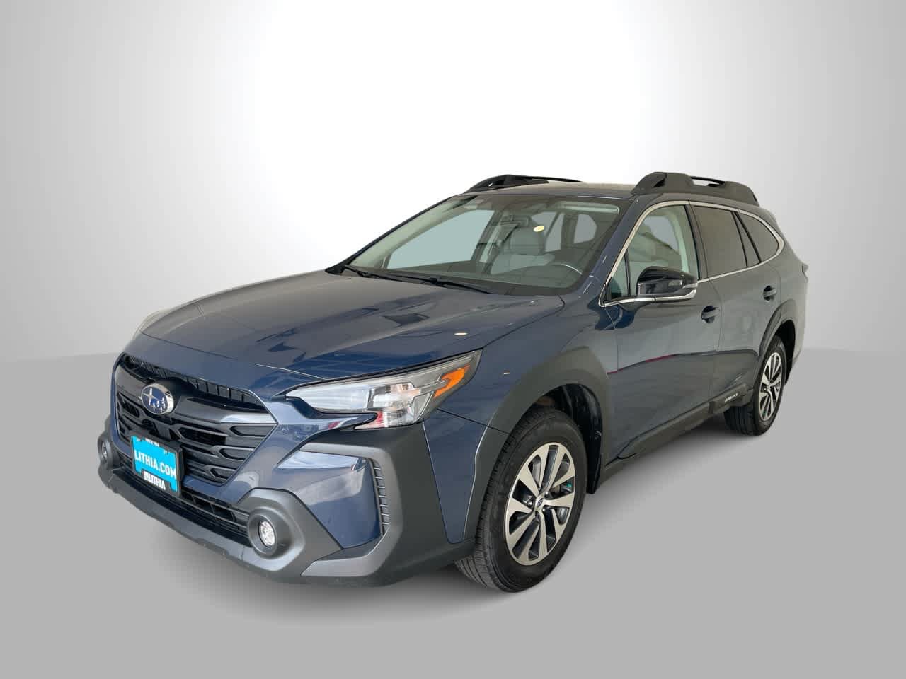 Used 2024 Subaru Outback Premium AWD/4WD image 1