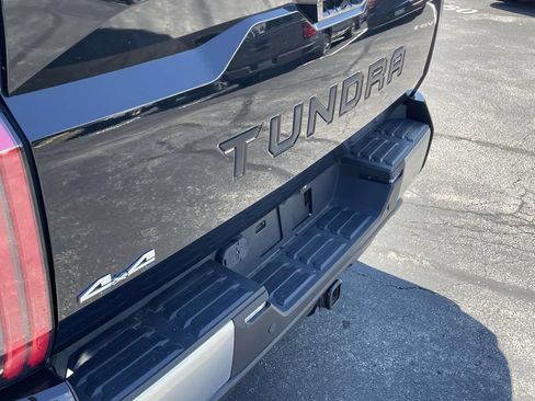 Used 2023 Toyota Tundra Limited AWD/4WD image 8