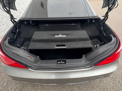 Used 2013 Mercedes-Benz SL 550 image 10