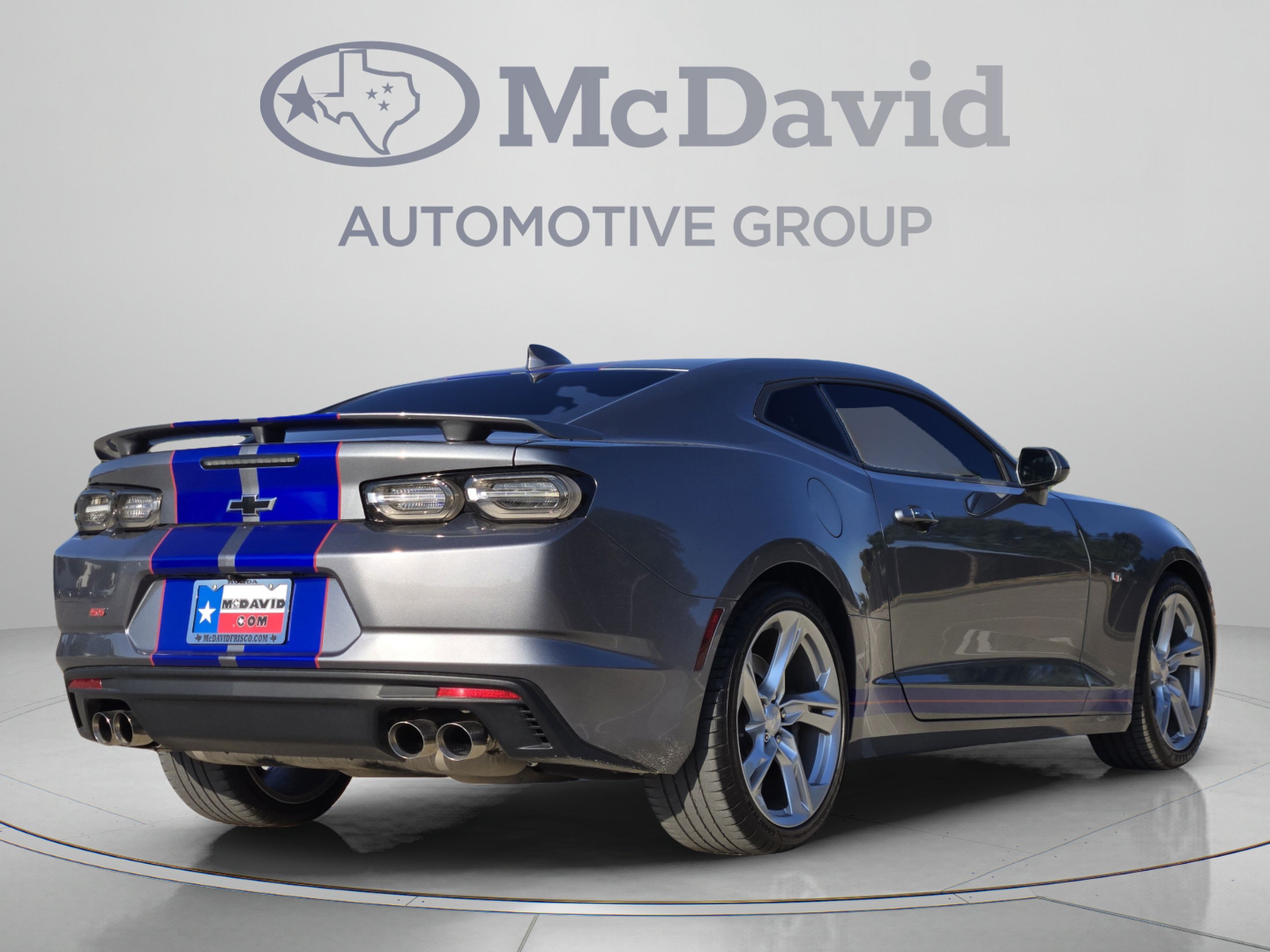 Used 2020 Chevrolet Camaro SS RWD image 5