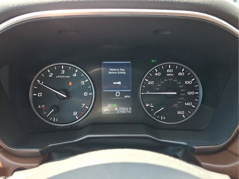 Used 2023 Subaru Outback Touring AWD/4WD image 19