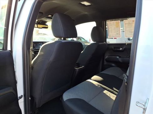 Used 2022 Toyota Tacoma TRD Sport image 26