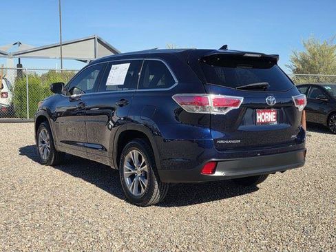 Used 2014 Toyota Highlander XLE image 5