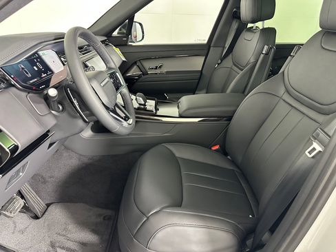New 2026 Land Rover Range Rover Sport SE image 5