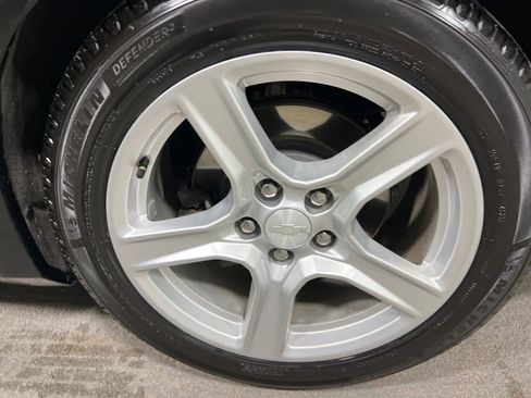 Used 2020 Chevrolet Camaro LT image 37