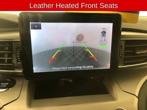 Certified 2023 Ford Explorer XLT w/ Equipment Group 202A AWD/4WD image 4
