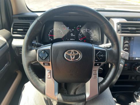 Used 2023 Toyota 4Runner SR5 Premium w/ Moonroof Package AWD/4WD image 16