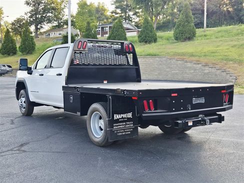 New 2025 GMC Sierra 3500 Pro w/ Convenience Package image 7