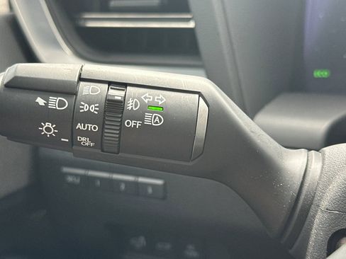 Used 2024 Lexus GX 550 image 33