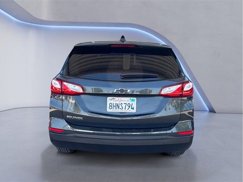 Used 2019 Chevrolet Equinox LS FWD image 5