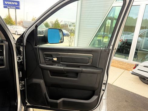 Used 2017 RAM 1500 Sport image 30