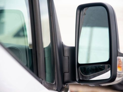 Used 2024 Mercedes-Benz Sprinter 3500 image 22