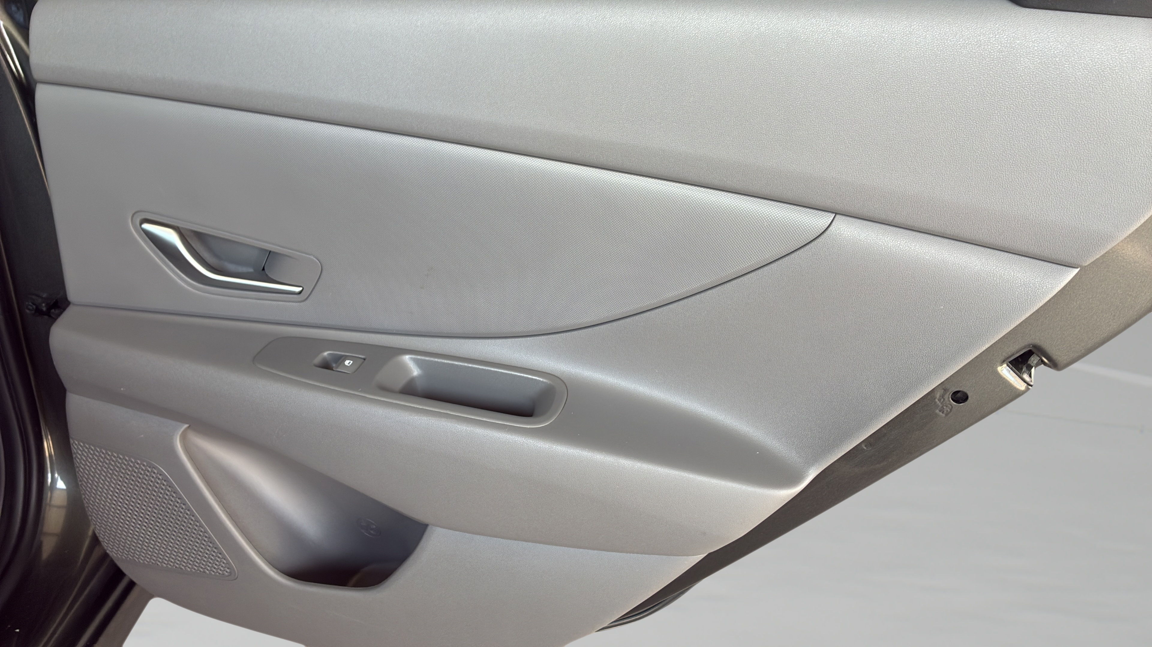 Used 2024 Hyundai Elantra SEL FWD image 22
