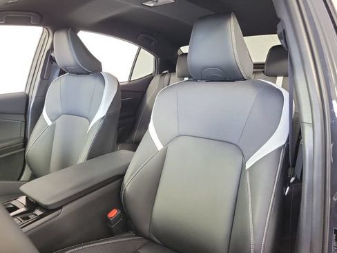 Used 2025 Toyota Camry SE w/ Convenience Package FWD image 20