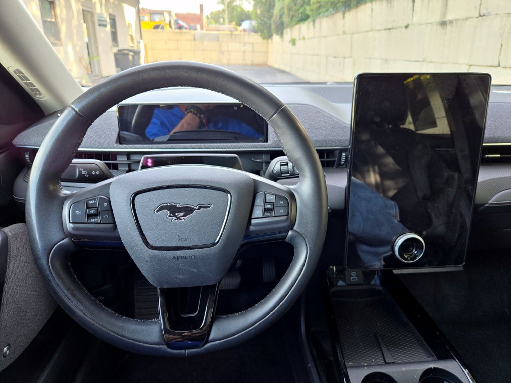 Used 2023 Ford Mustang Mach-E Premium AWD/4WD image 15
