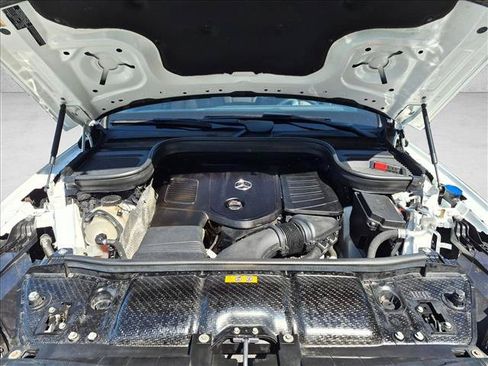 Used 2024 Mercedes-Benz GLE 350 4MATIC image 23