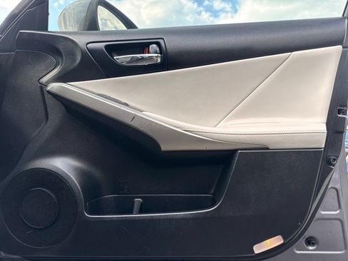 Used 2014 Lexus IS 250 w/ F-Sport Package RWD image 34